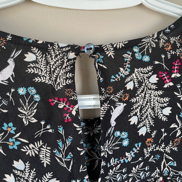 Old Navy Blouse - Picture 7 of 9